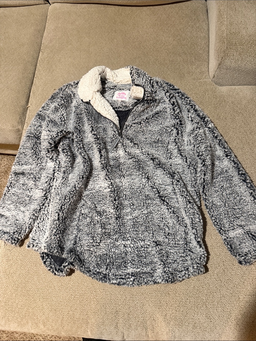 Plush Gray Sherpa Quarter-Zip Pullover Hoodie - Unbranded